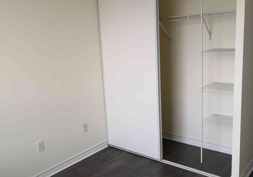 18-sommerset-way-north-york-ontario-c12988778