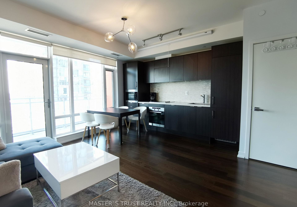 21-widmer-street-toronto-ontario-c12988852
