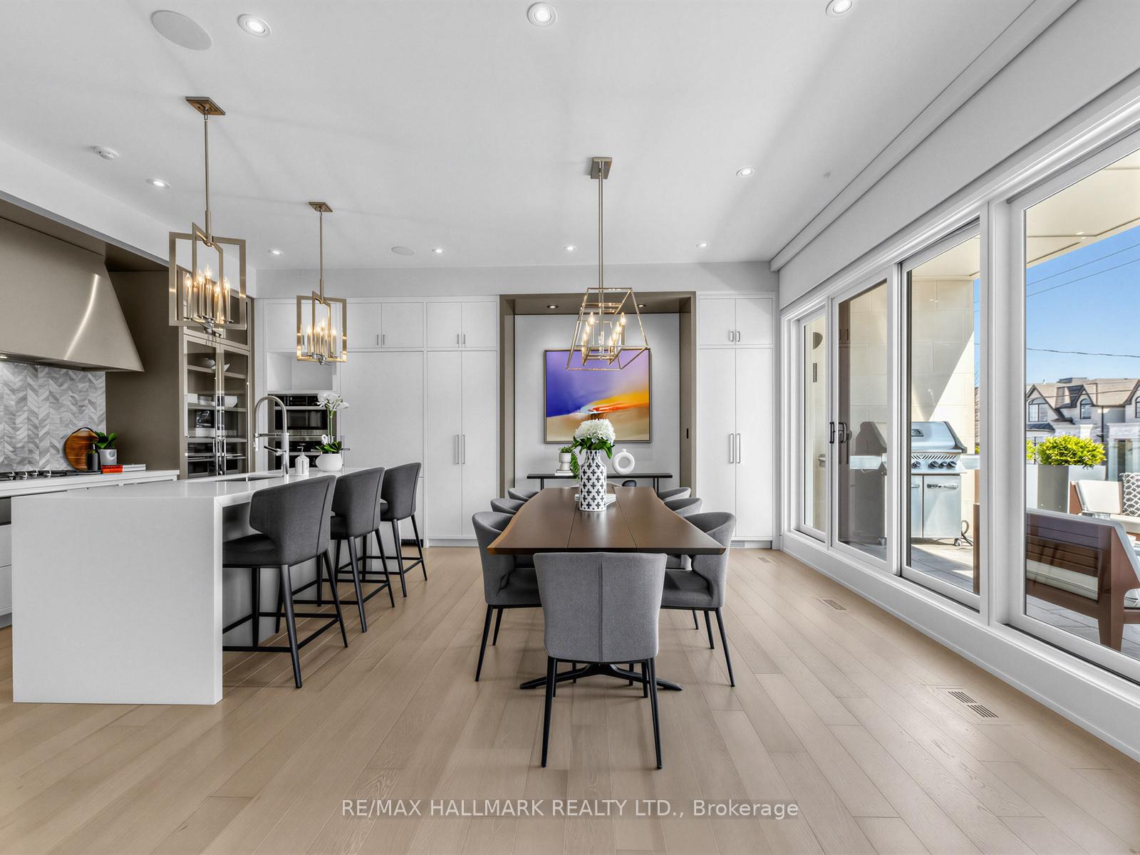 1-thurloe-avenue-toronto-ontario-c12989118