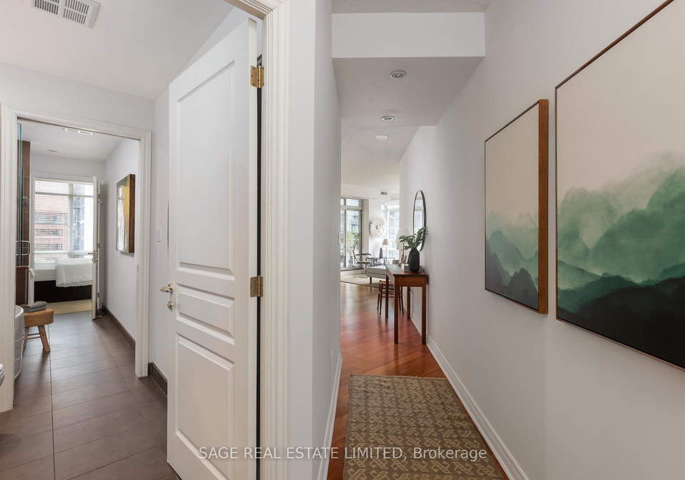 100-hayden-street-toronto-ontario-c12989272