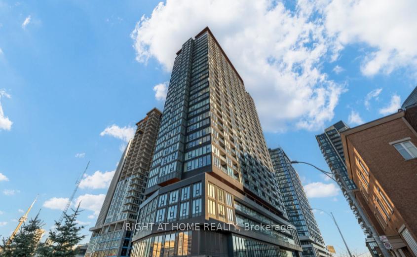 19-western-battery-road-toronto-ontario-c12989456