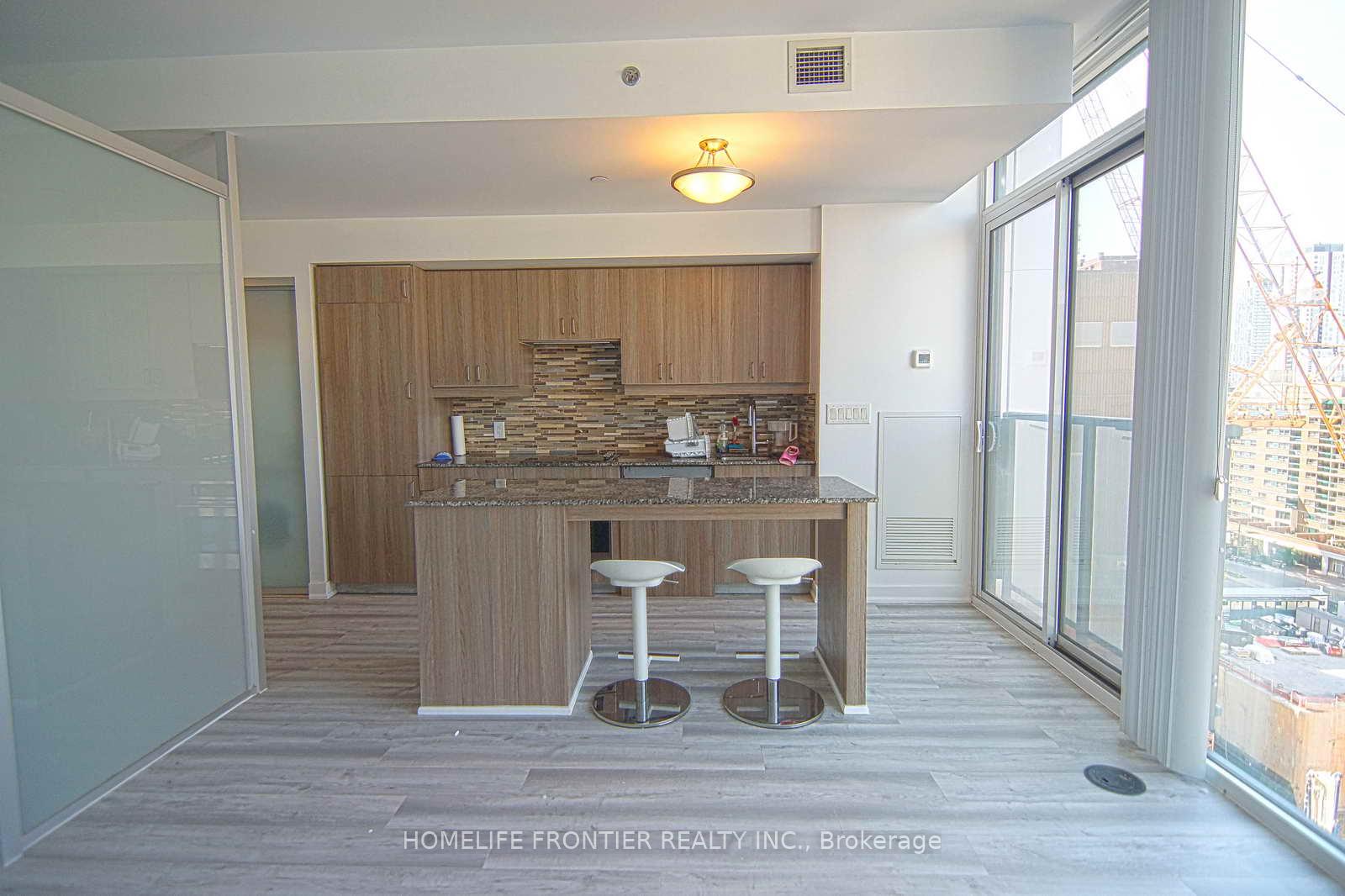 426-university-avenue-toronto-ontario-c12989648