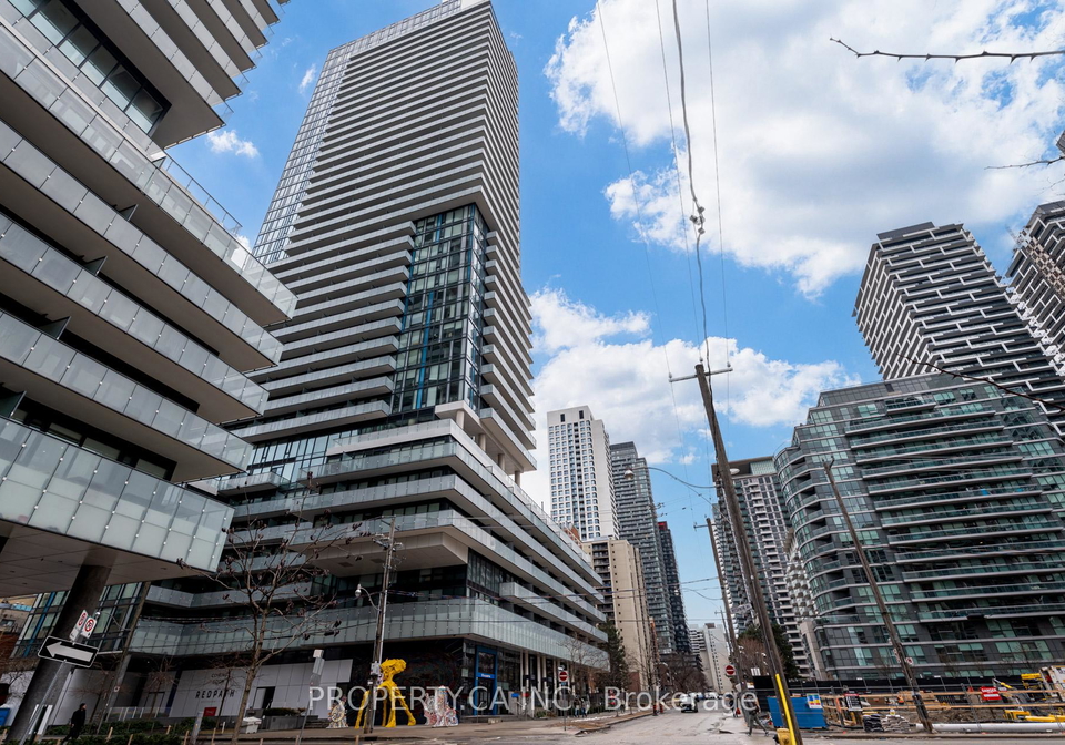 161-roehampton-avenue-toronto-ontario-c12989654