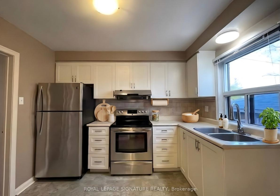 41-daleside-crescent-north-york-ontario-c12989788