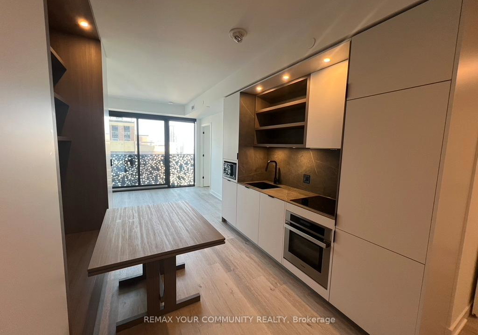 55-charles-street-e-toronto-ontario-c12990014