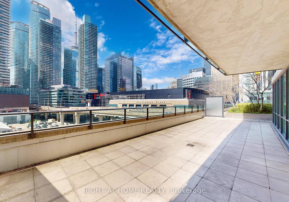 33-bay-street-toronto-ontario-c12990052