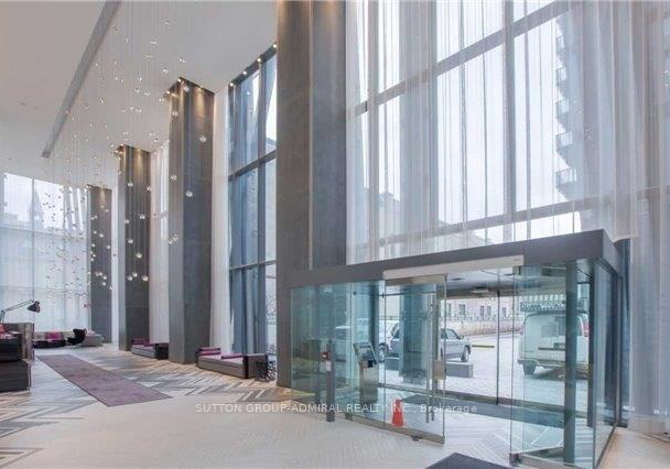 1080-bay-street-toronto-ontario-c12990186