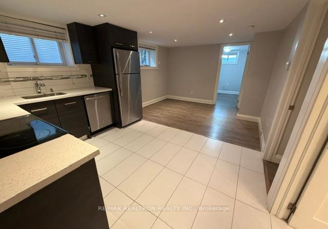 32-college-view-avenue-toronto-ontario-c12990360