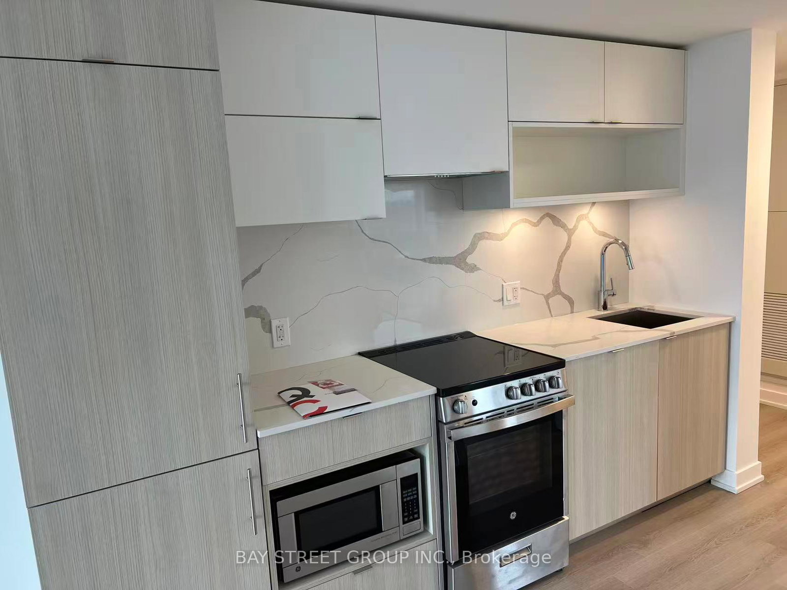 100-queen-street-east-toronto-ontario-c12990610