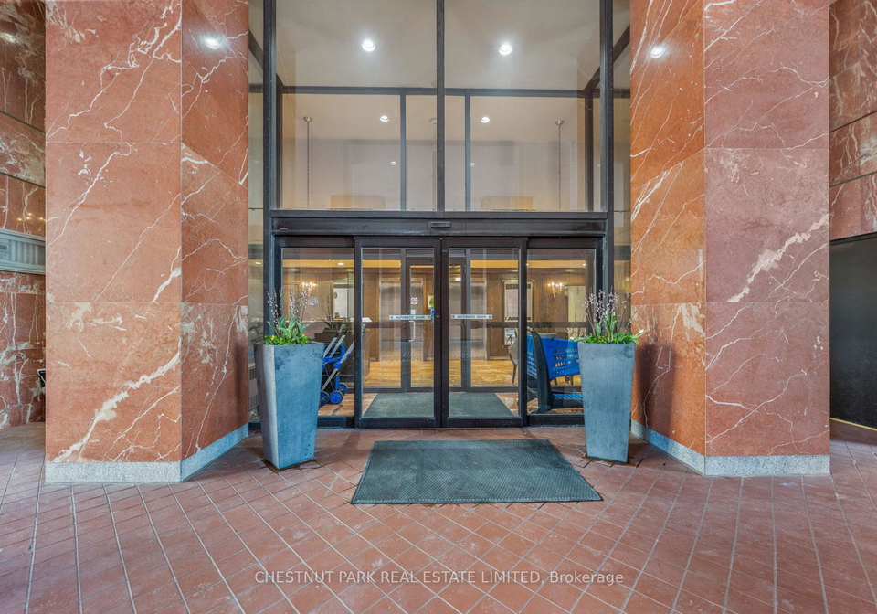 260-heath-street-w-toronto-ontario-c12990698