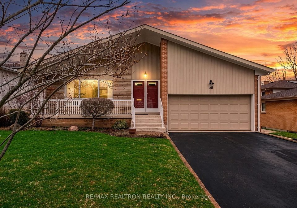 38-colonnade-road-north-york-ontario-c12990704
