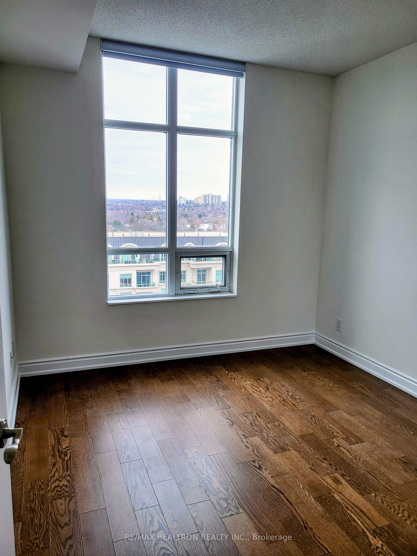10-bloorview-place-north-york-ontario-c12990866