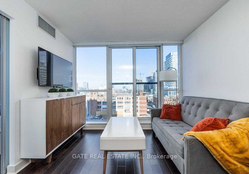 320-richmond-street-e-toronto-ontario-c12990886
