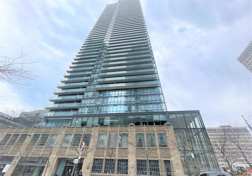 832-bay-street-toronto-ontario-c12990896