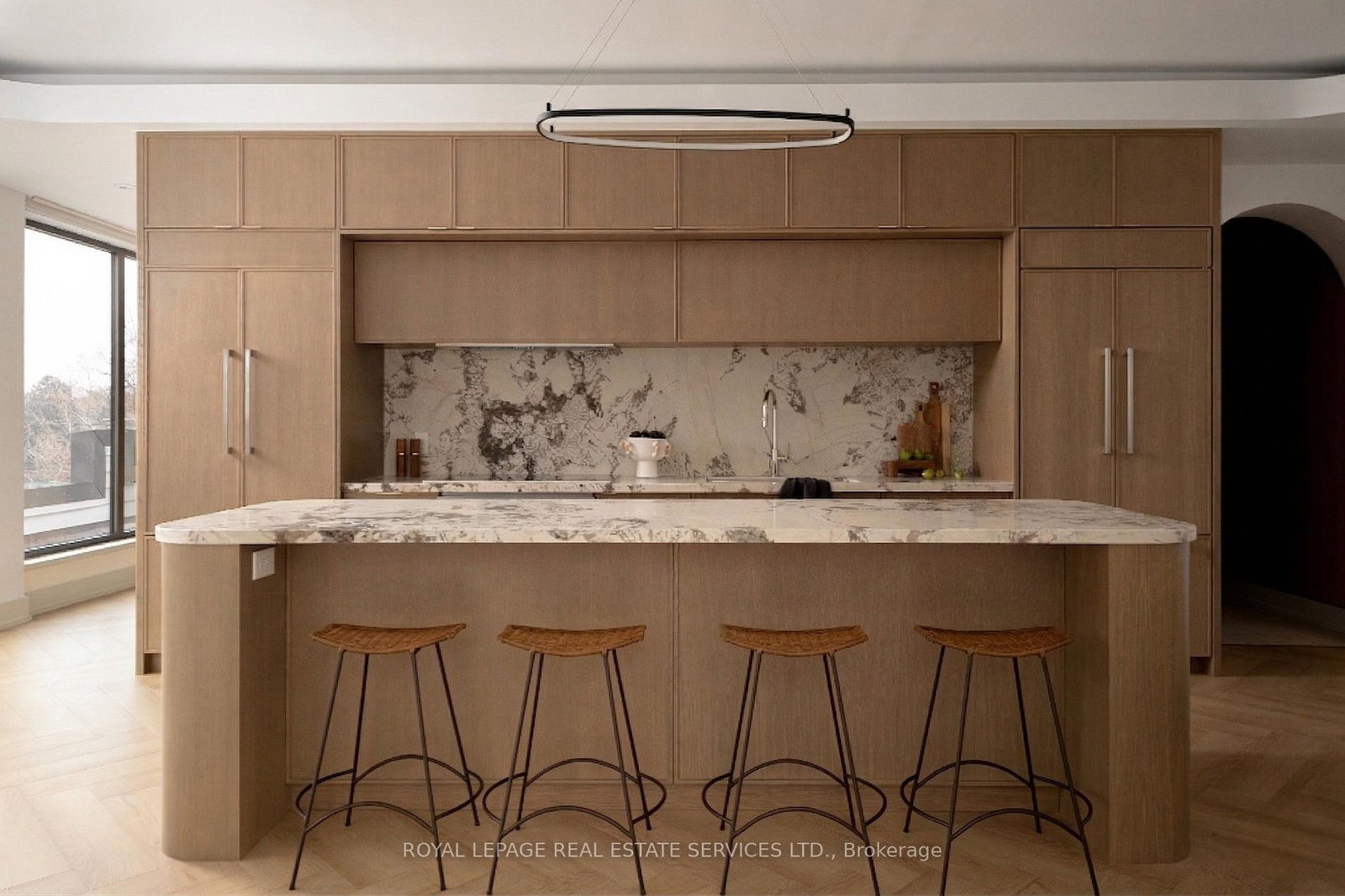 32-rowanwood-avenue-toronto-ontario-c12990900