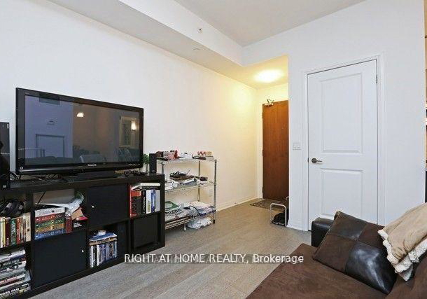 8-mercer-street-toronto-ontario-c12991156