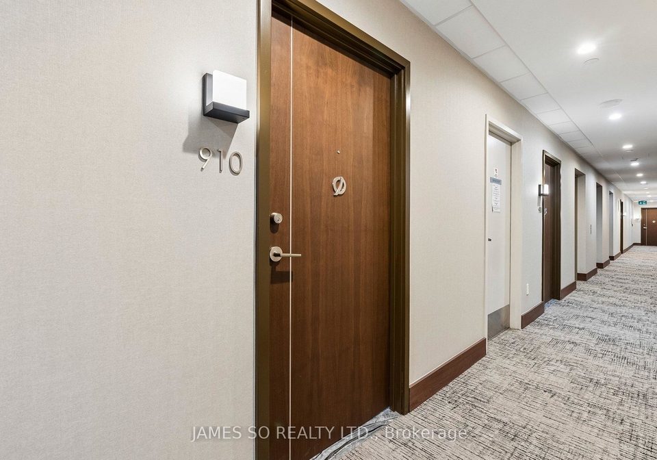 117-mcmahon-drive-north-york-ontario-c12991160