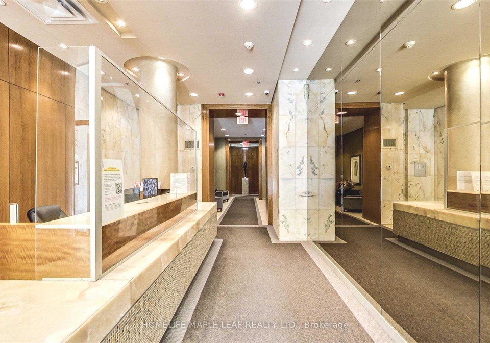 736-spadina-avenue-toronto-ontario-c12991328