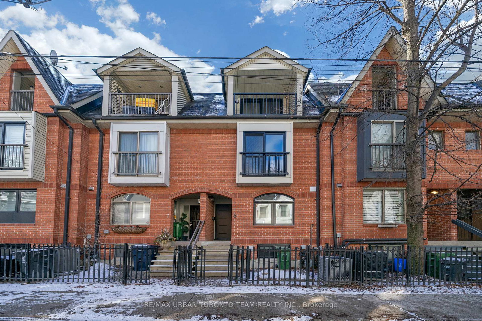 5-wascana-avenue-toronto-ontario-c12991506