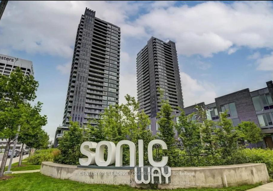 6-sonic-way-east-york-ontario-c12991742