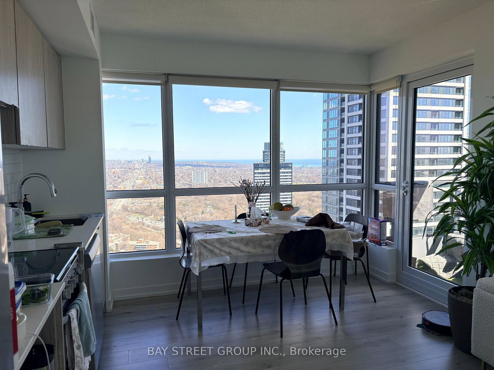 395-bloor-street-e-toronto-ontario-c12991792