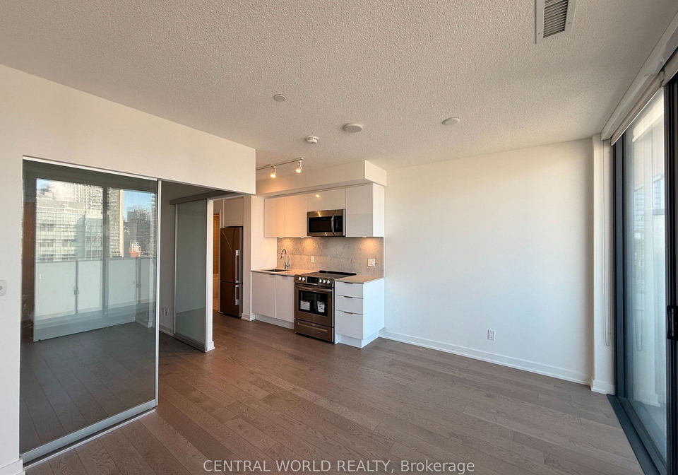 25-richmond-street-e-toronto-ontario-c12991854