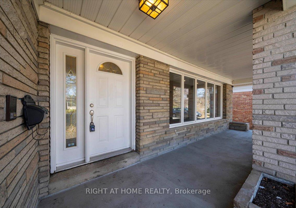 23-christine-crescent-toronto-ontario-c12992086
