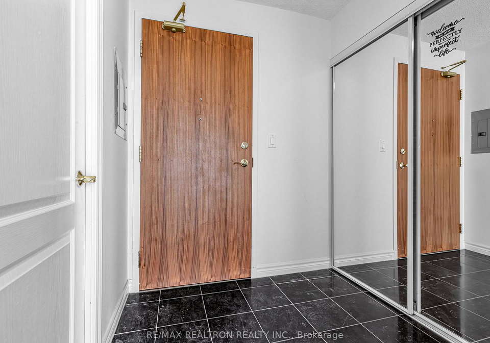 3830-bathurst-street-toronto-ontario-c12992164