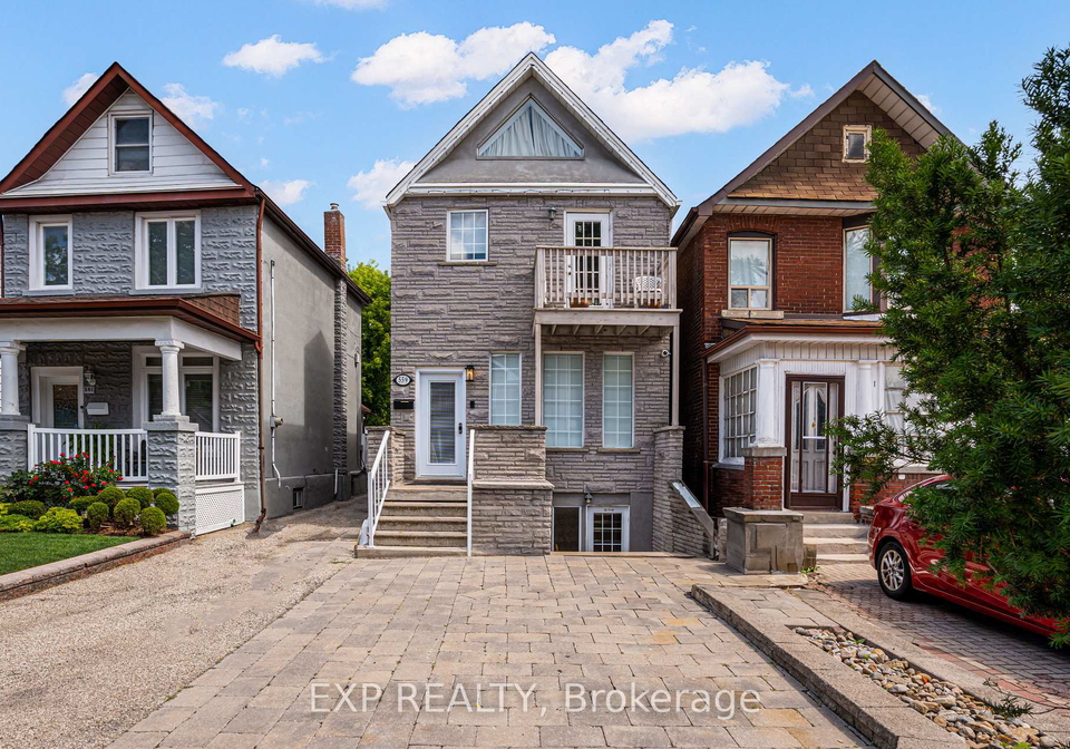 559-delaware-avenue-n-toronto-ontario-c12992404