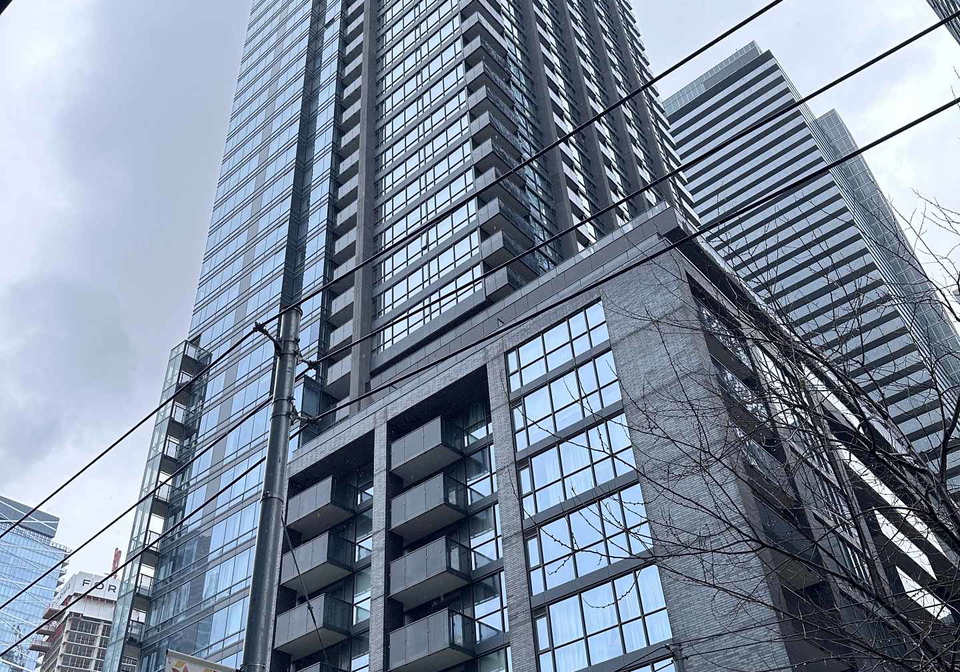 295-adelaide-street-w-toronto-ontario-c12992732