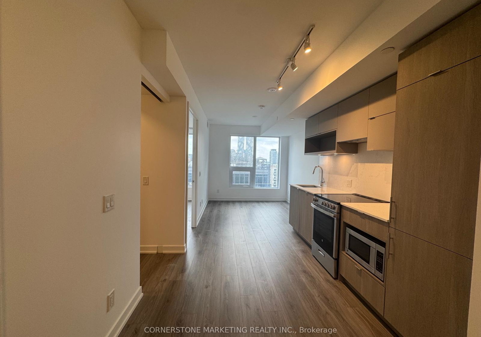 100-queen-street-e-toronto-ontario-c12992864