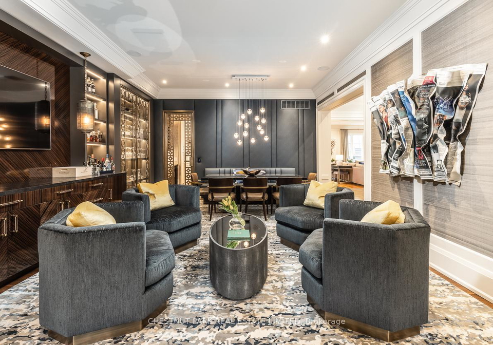 9-dewbourne-avenue-toronto-ontario-c12992952
