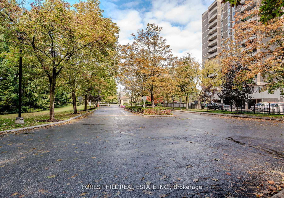 1131-steeles-avenue-w-toronto-ontario-c12993026