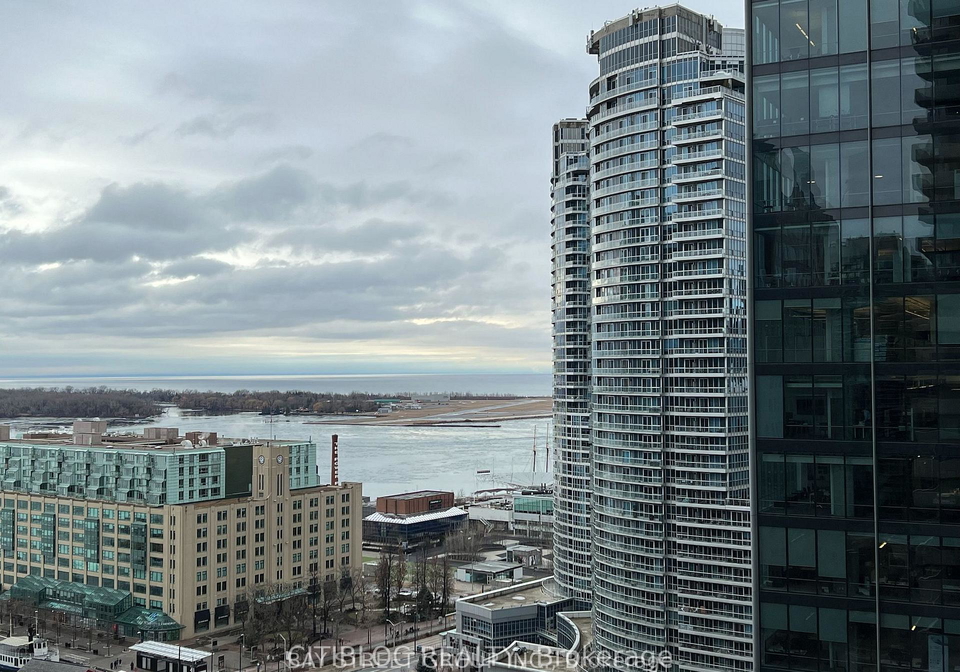 88-harbour-street-toronto-ontario-c12993054