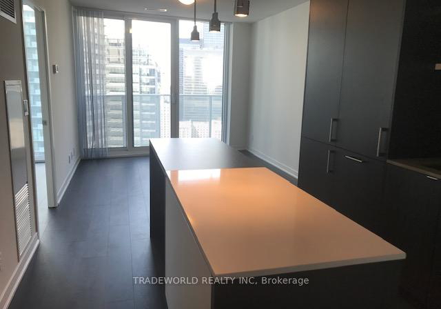 100-harbour-street-toronto-ontario-c12993094