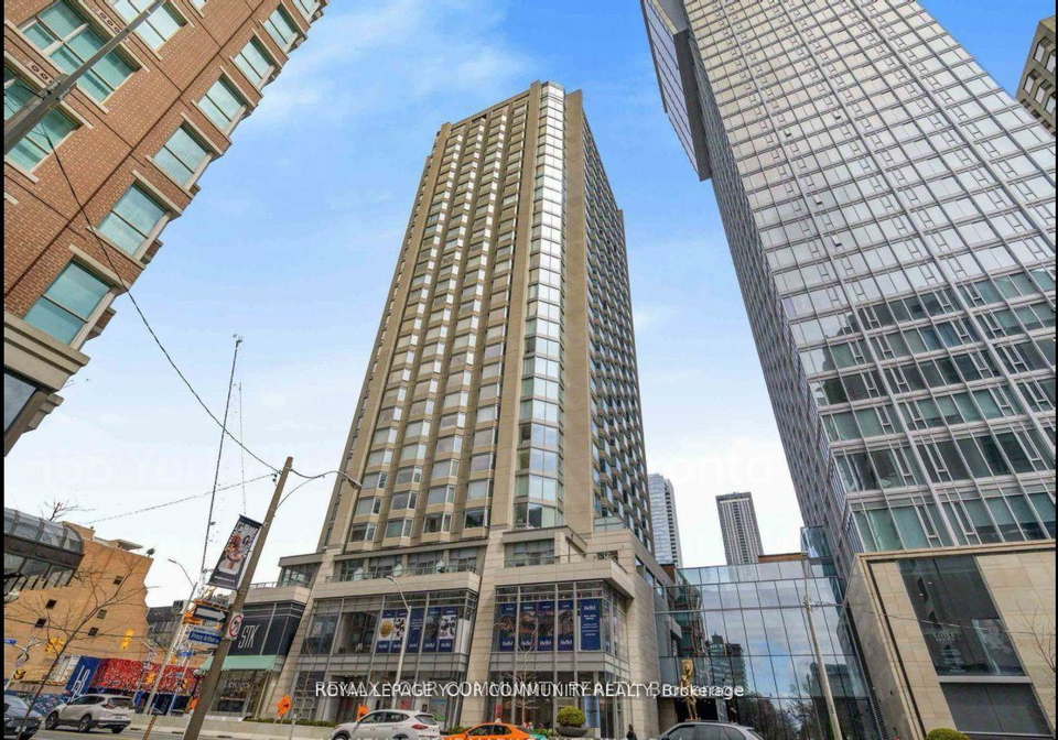 155-yorkville-avenue-toronto-ontario-c12993126