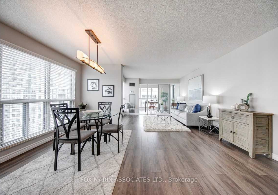 18-hollywood-avenue-north-york-ontario-c12993242