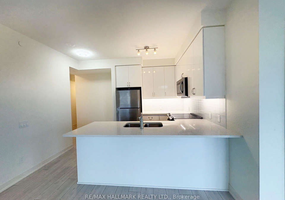 4955-yonge-street-north-york-ontario-c12993312