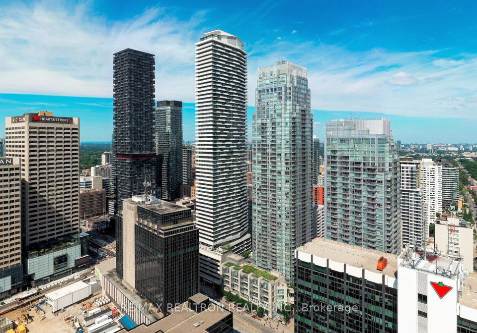 2221-yonge-street-toronto-ontario-c12993456