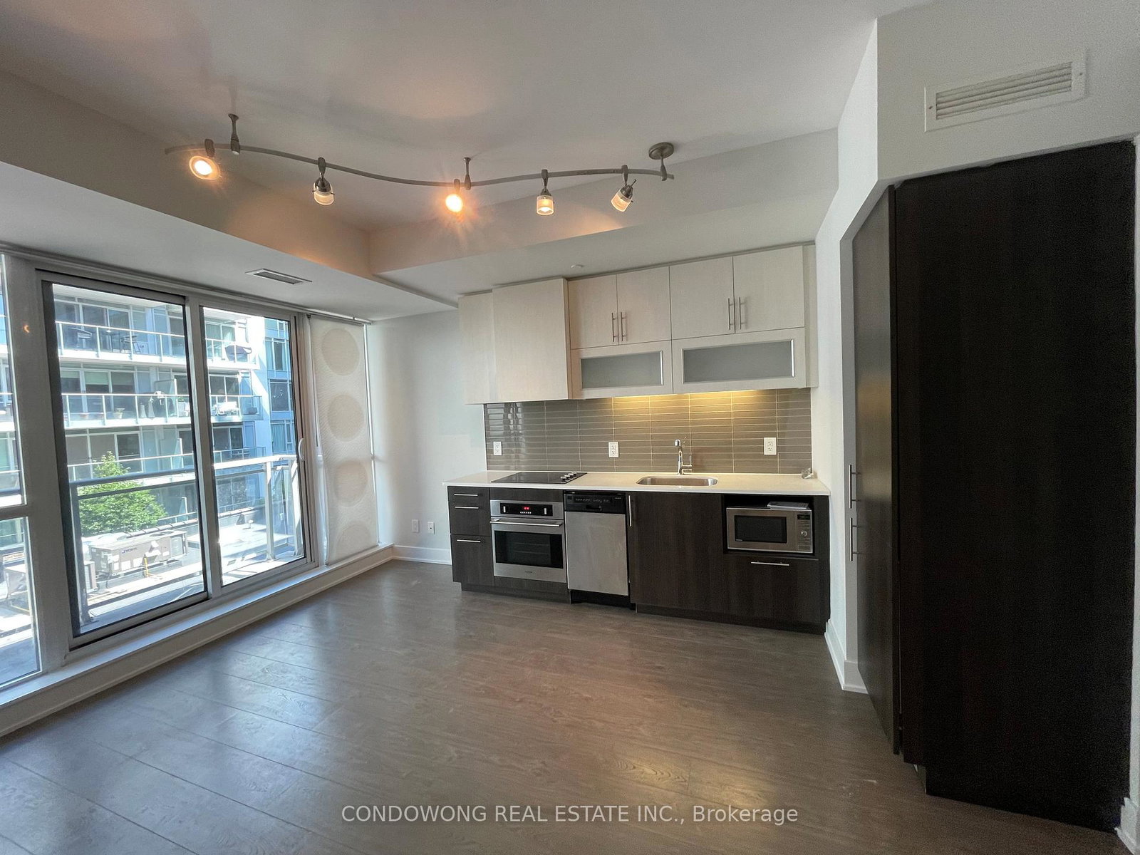 508-wellington-street-w-toronto-ontario-c12993462