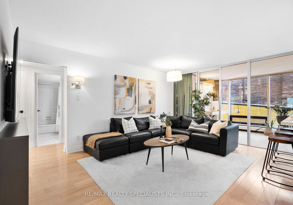 30-wellington-street-e-toronto-ontario-c12993534