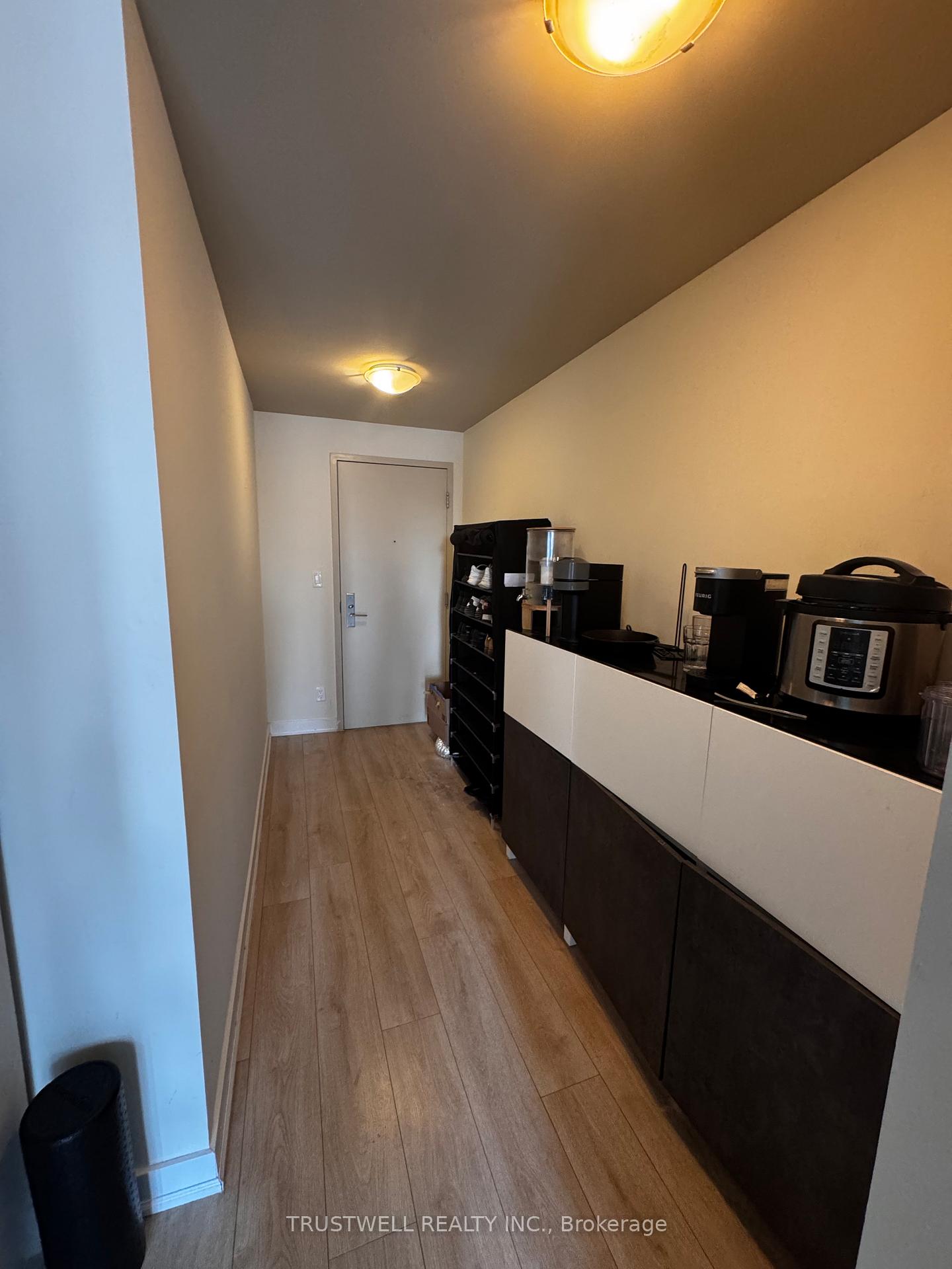 126-simcoe-street-toronto-ontario-c12993558