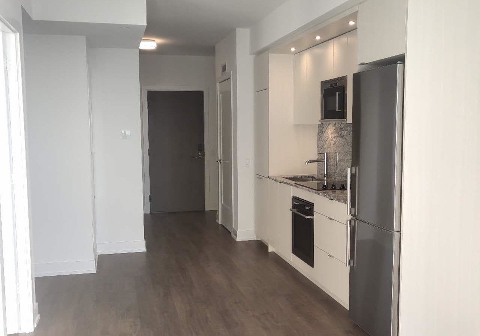 30-inn-on-the-park-drive-north-york-ontario-c12993692