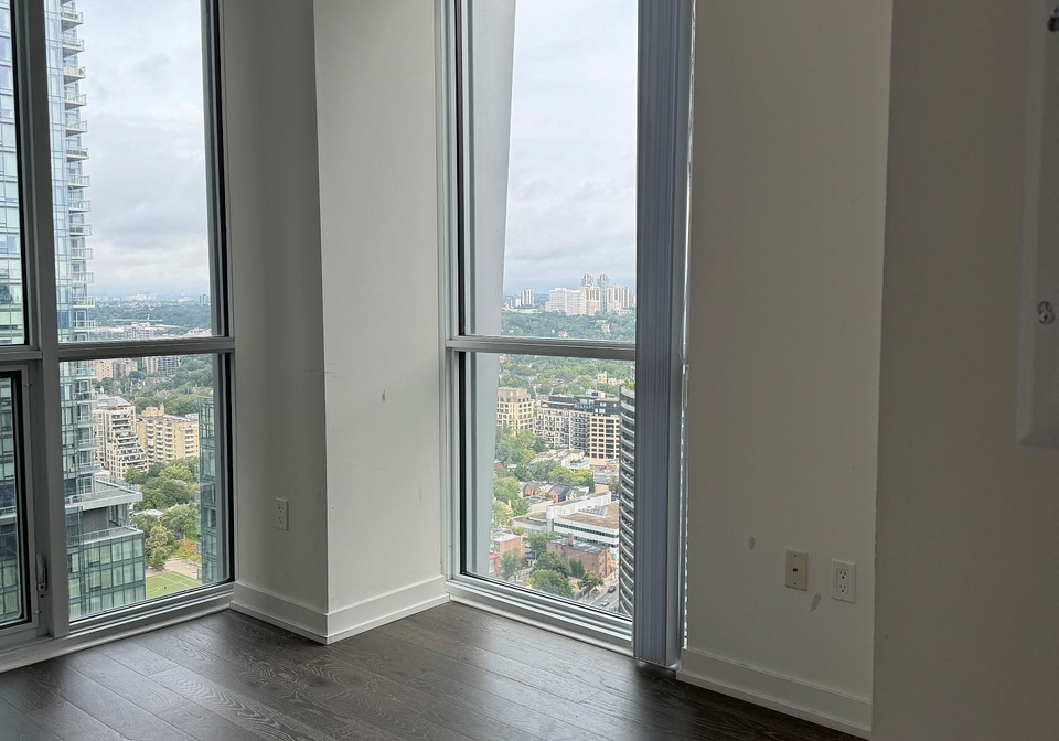 1-yorkville-avenue-toronto-ontario-c12993762
