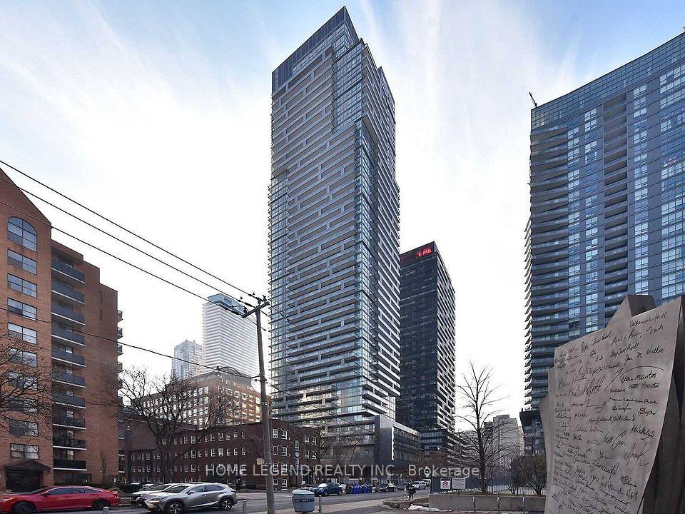 39-roehampton-avenue-toronto-ontario-c12993786