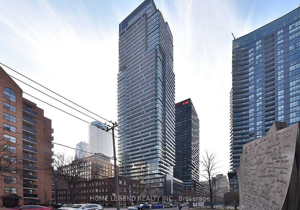 39-roehampton-avenue-toronto-ontario-c12993786