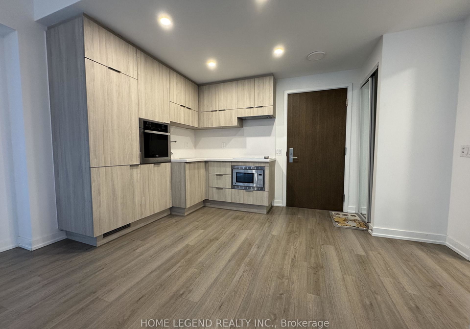 39-roehampton-avenue-toronto-ontario-c12993786