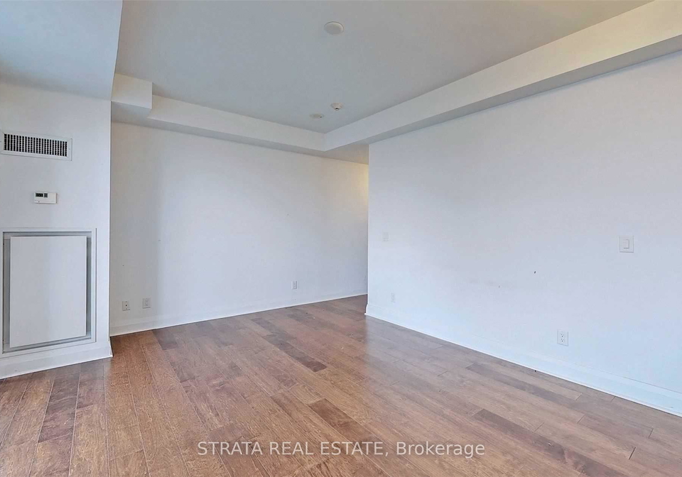1080-bay-street-toronto-ontario-c12993872