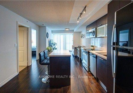 386-yonge-street-toronto-ontario-c12994212