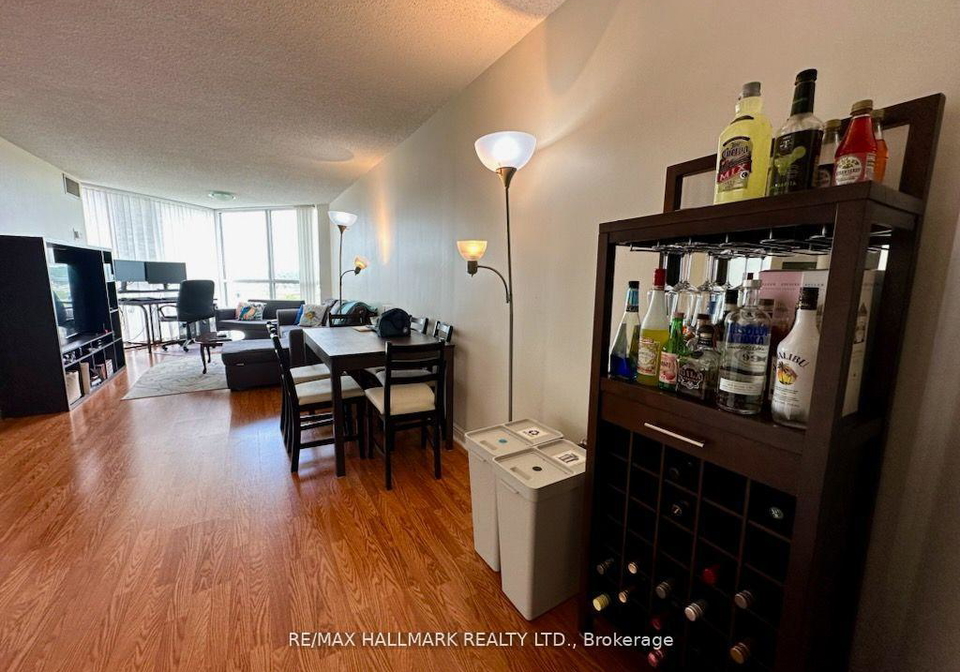 7-concorde-place-north-york-ontario-c12994214